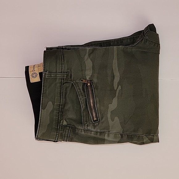 Democracy AB Technology Camouflage Jeans/ 8. - Picture 10 of 11